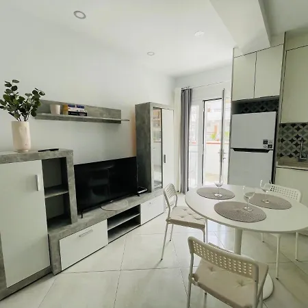 Modern In Cristianos * Arona (Tenerife)