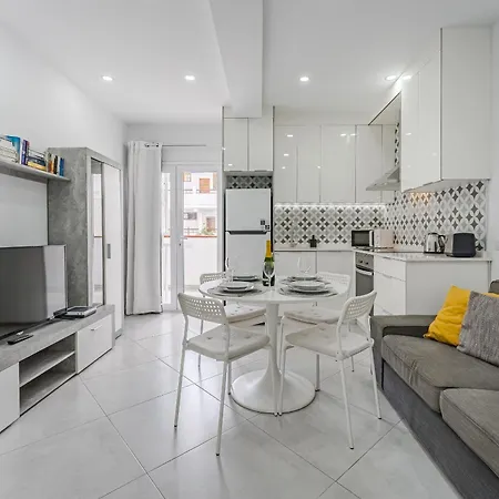 Modern In Cristianos * Arona (Tenerife)